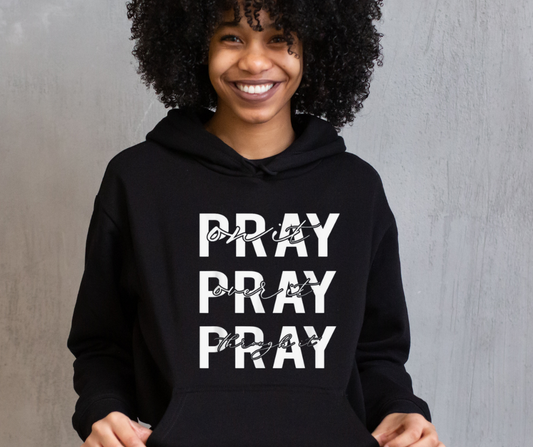 CHRISTIAN LONG SLEEVE PRAY HOODIE